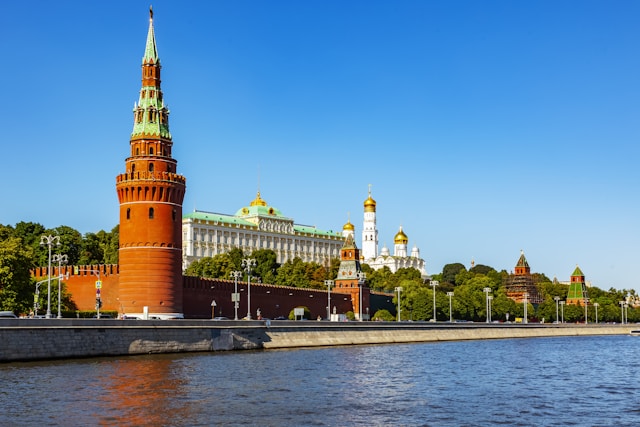 Putin warns Europe: “If war begins, Russia will respond instantly”