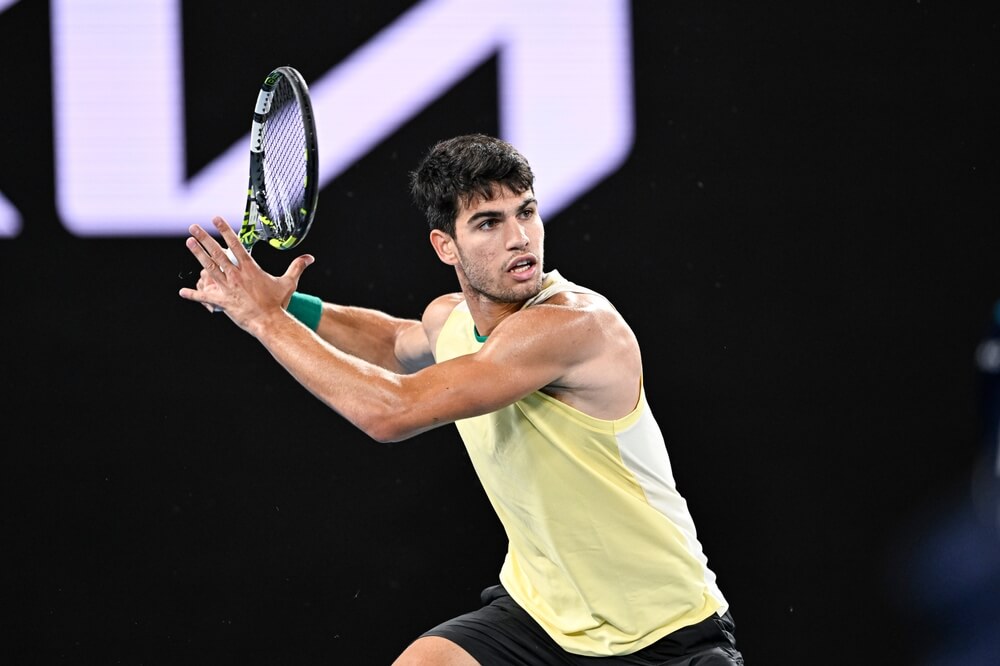 Alcaraz dominates Melbourne final and completes tennis’s rarest feat